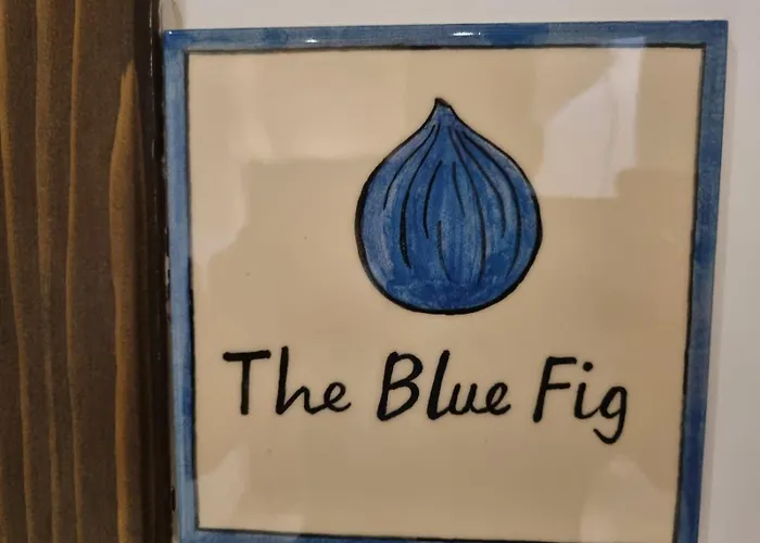 The 3 Figs 3* 波雷奇