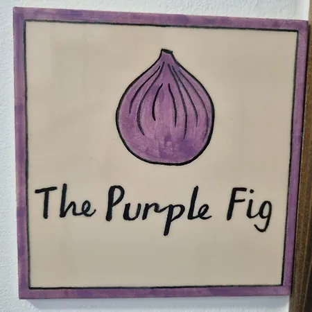 The 3 Figs بيت ضيافة بوريتش